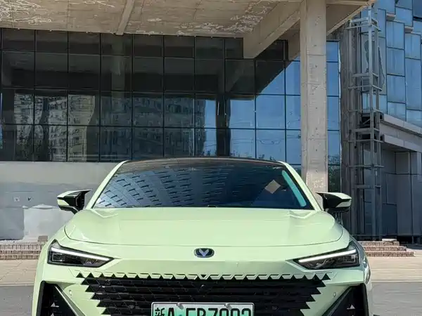 Changan UNI-V Smart Electric Idd 2023