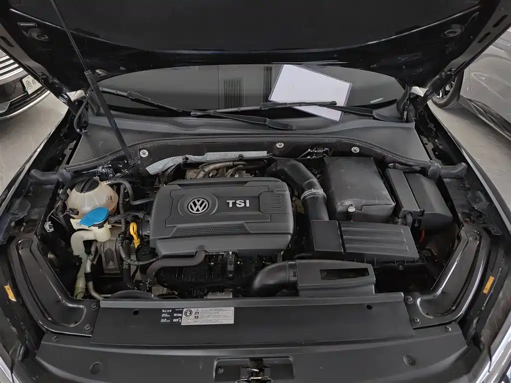 Volkswagen Passat 2018 — фото 17