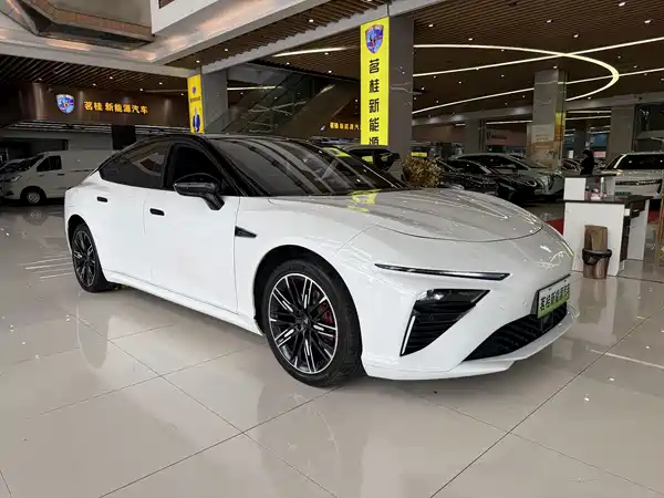 Neta S 2023