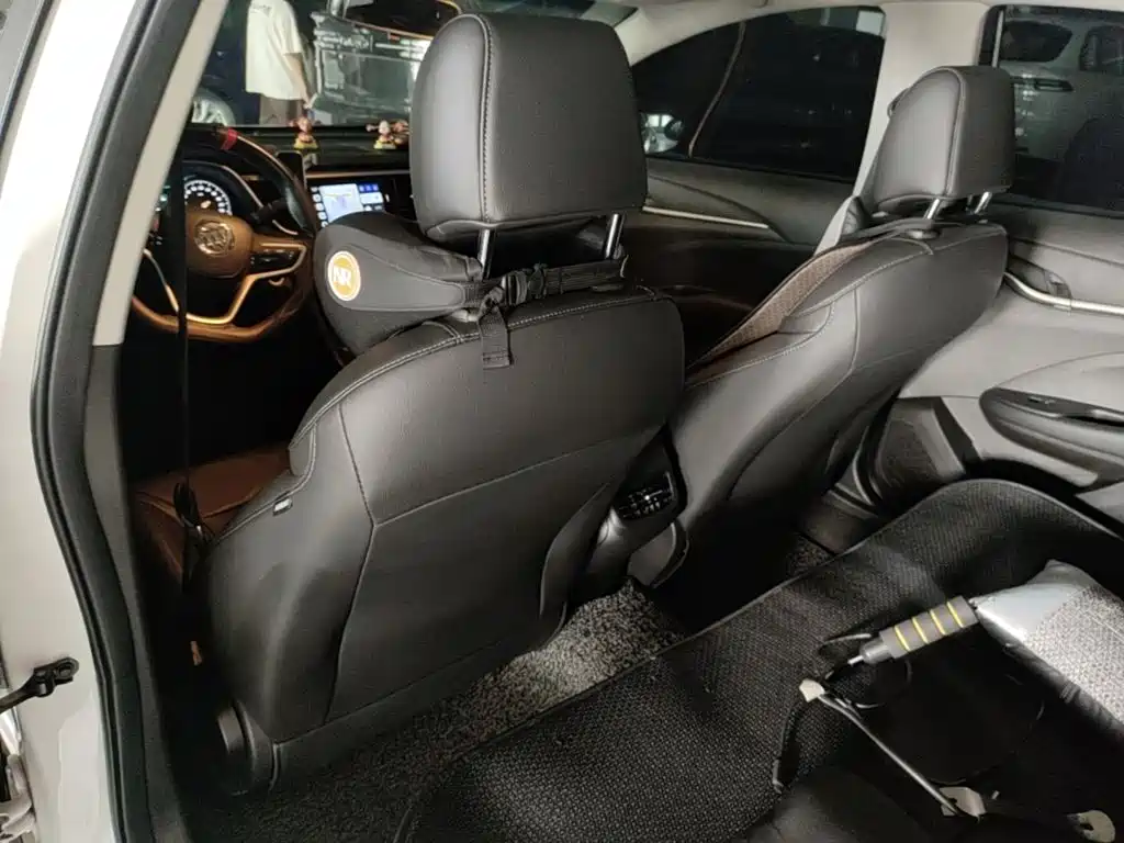 Buick Excelle GT 2022 — фото 15