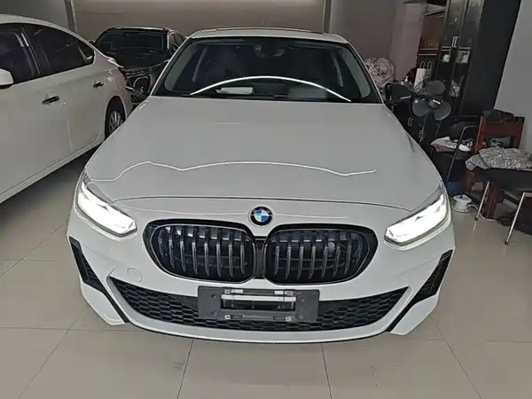 BMW 1 Series 2023