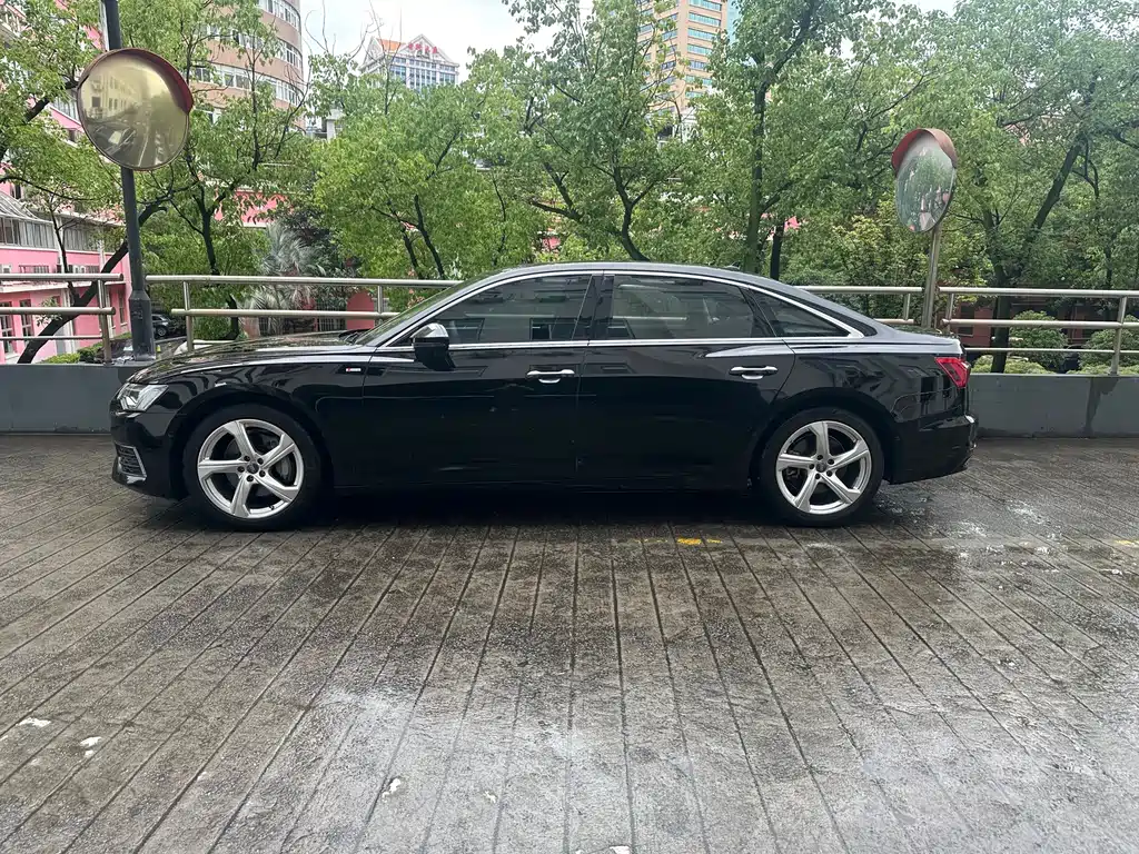 Audi A6L 2020
