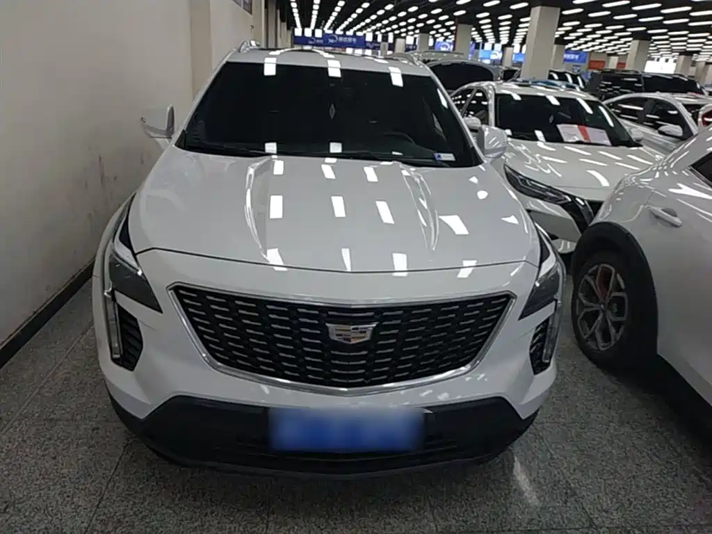 Cadillac XT4 2020 — фото 3