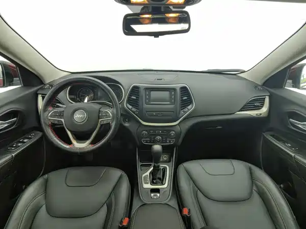 Jeep Cherokee 2016