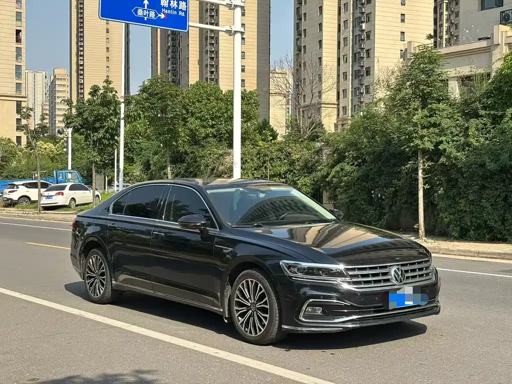 Volkswagen Phideon 2021 — фото 3