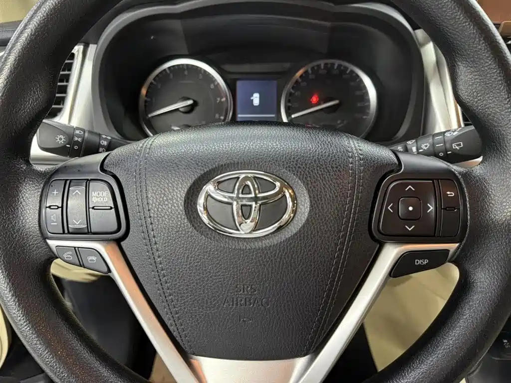 Toyota Highlander 2016