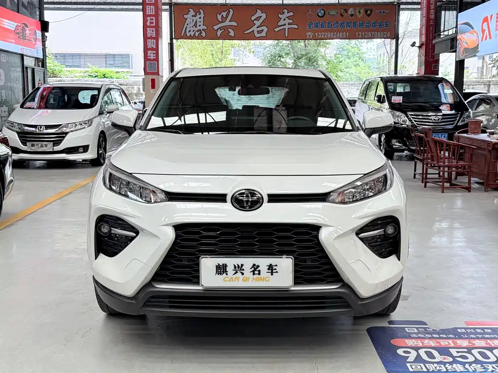 Toyota Wildlander 2022 — фото 2