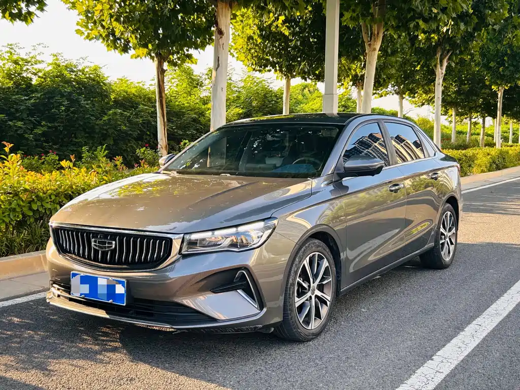 Geely Emgrand 2022 — фото 1