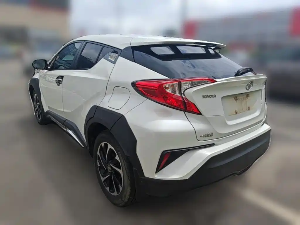 Toyota IZOA 2018 — фото 9