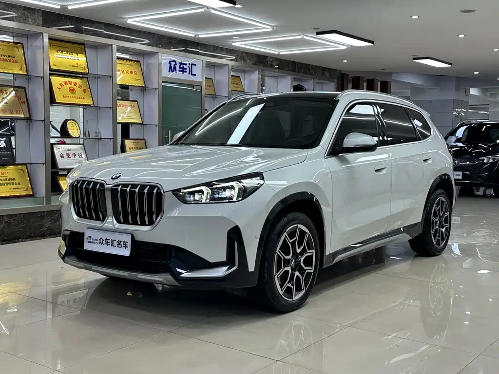 BMW X1 2024 — фото 1