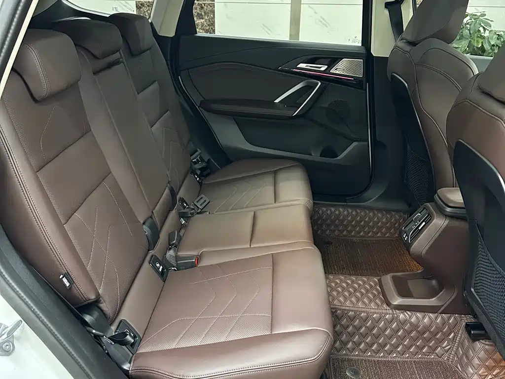 BMW X1 2024 — фото 13