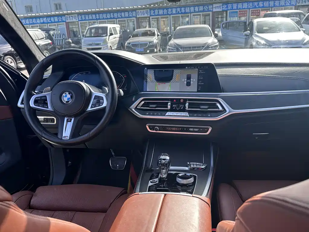 BMW X7 2021 — фото 13