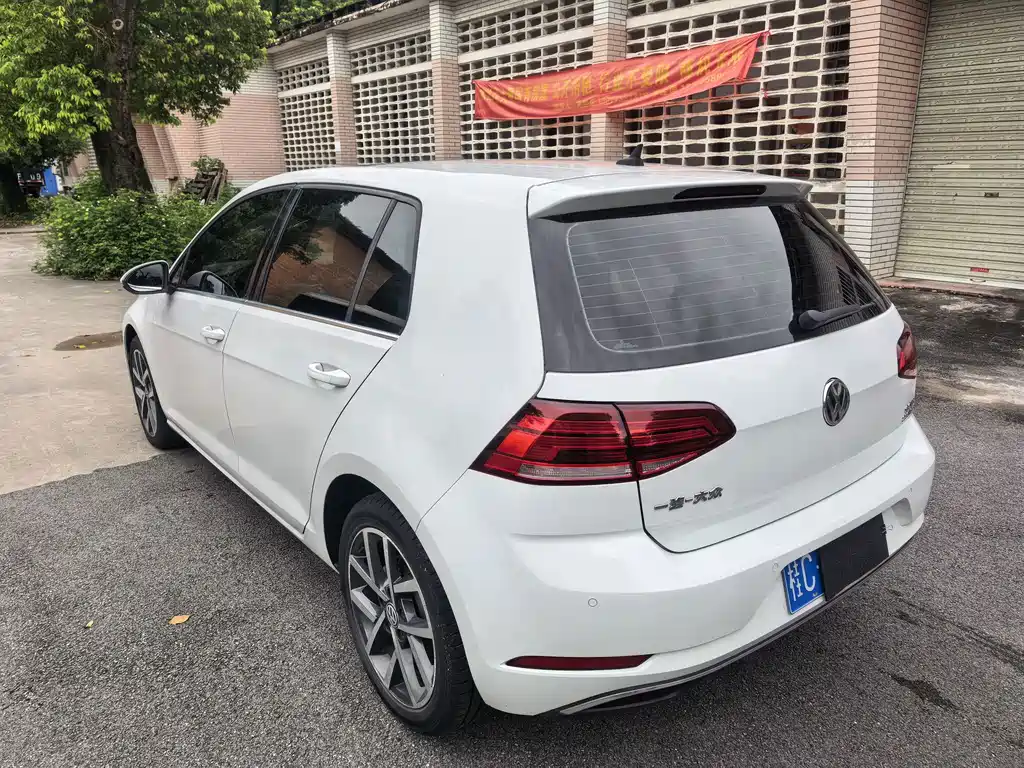 Volkswagen Golf 2020