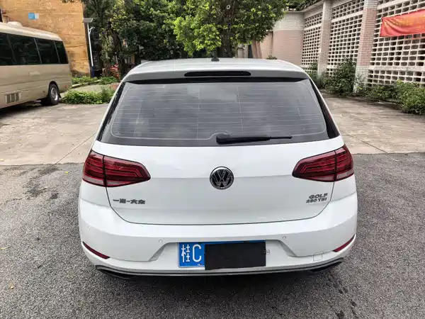 Volkswagen Golf 2020