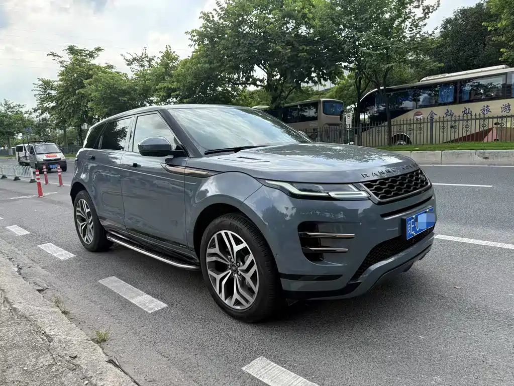 Land Rover Evoque 2021
