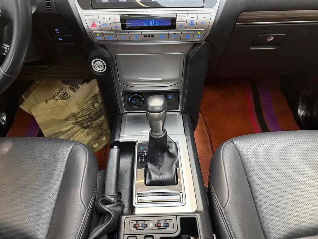 Toyota Prado 2019 — фото 15