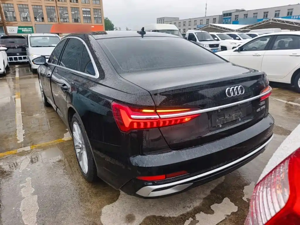 Audi A6L 2023 — фото 23