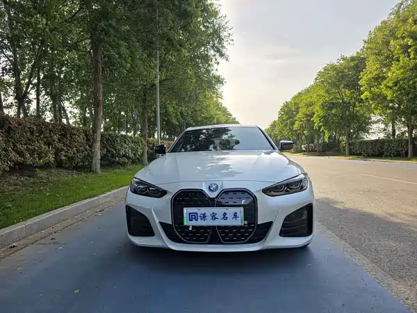 BMW i4 2026