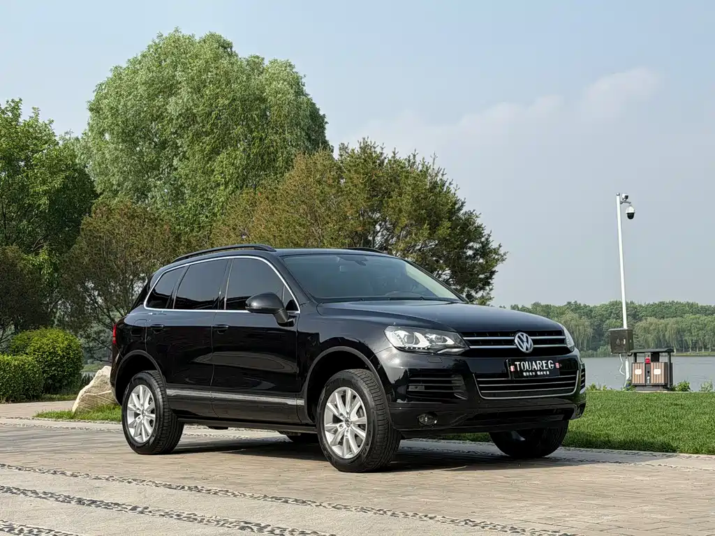 Volkswagen Touareg 2014 — фото 3