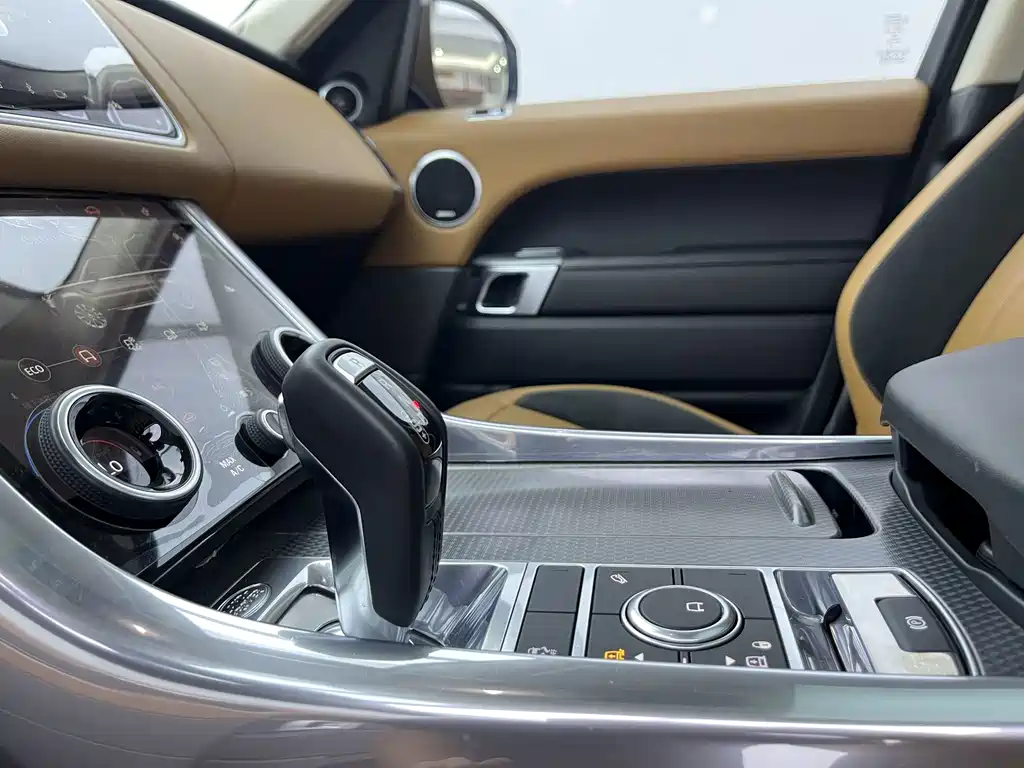 Land Rover Range Rover Sport 2020 — фото 14