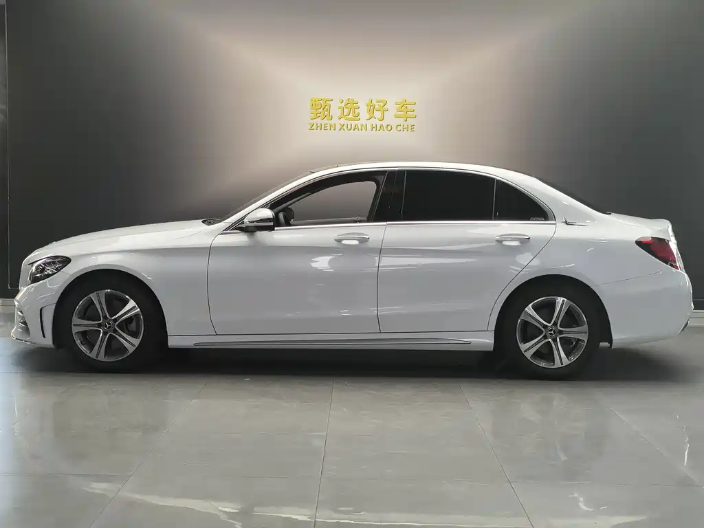 Mercedes-Benz C-Class 2021 — фото 12