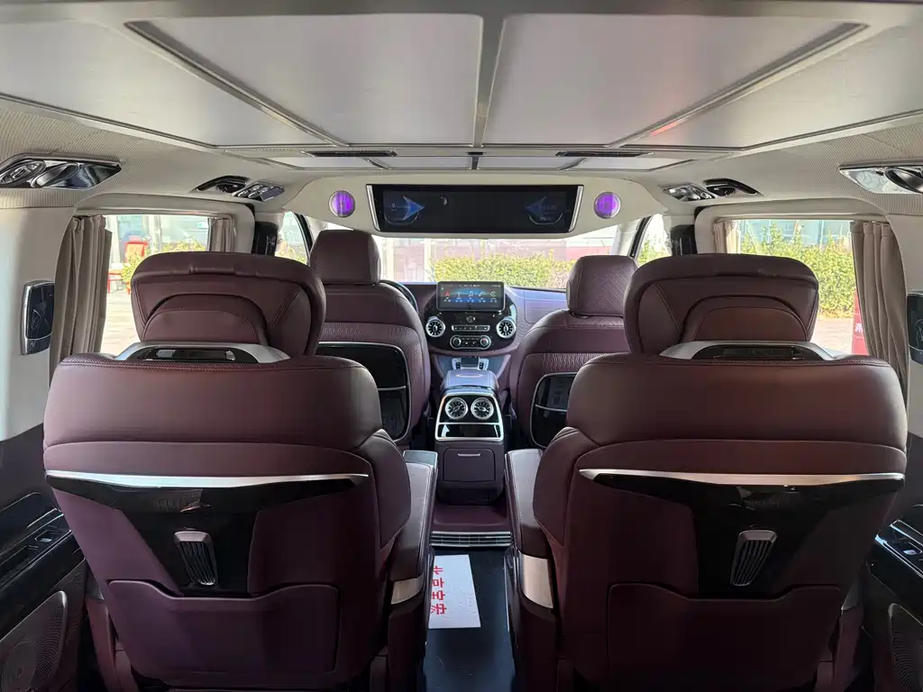 Mercedes-Benz Vito 2022 — фото 14