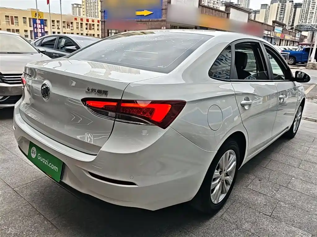 Buick Excelle 2021 — фото 7