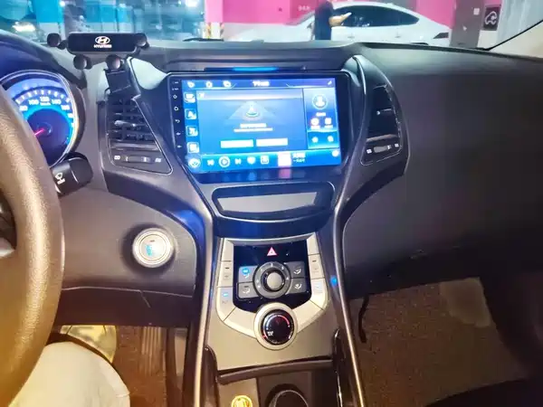 Hyundai Elantra Langdong 2014