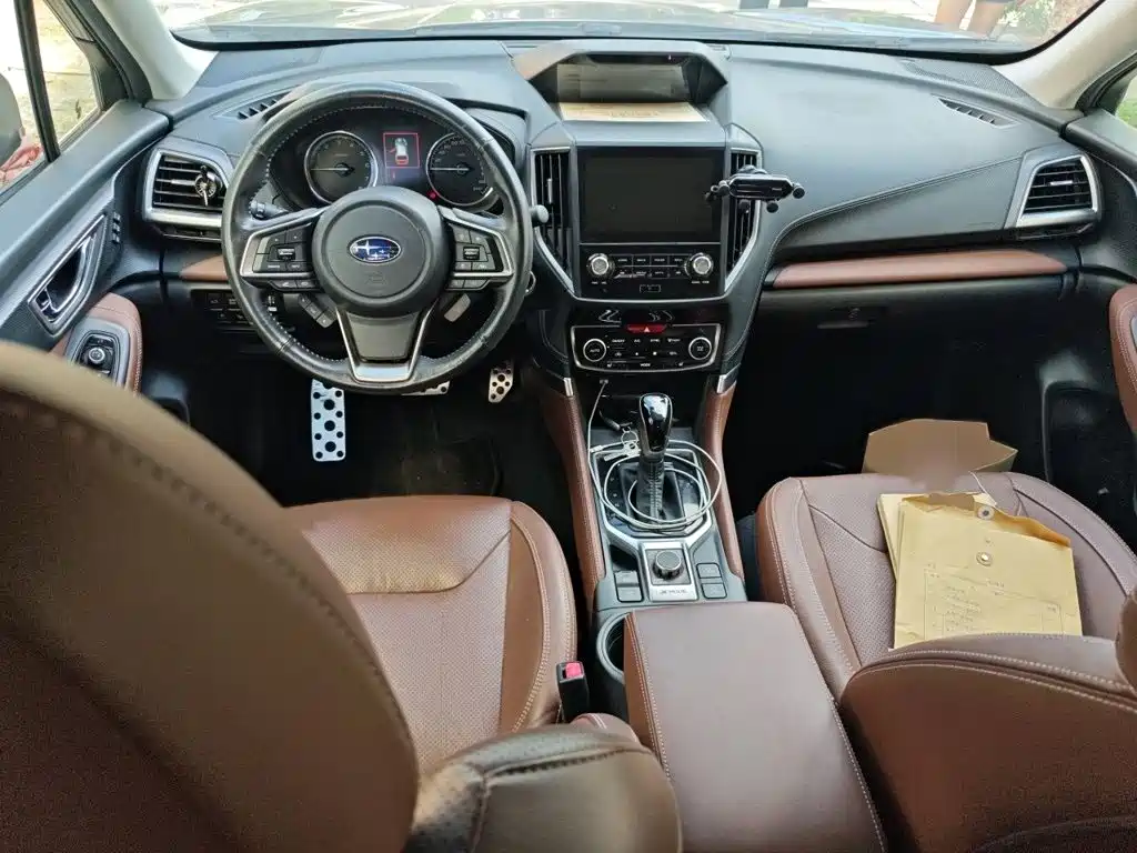 Subaru Forester 2019 — фото 13