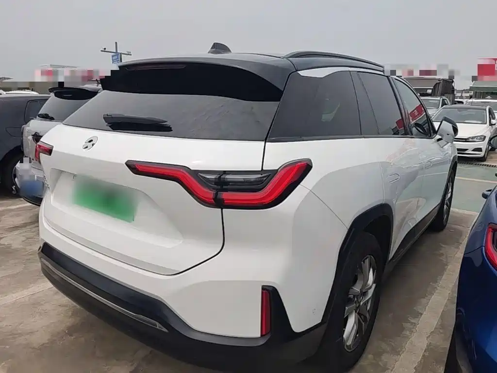 NIO ES6 2021