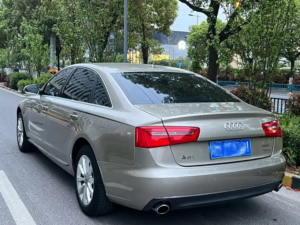 Audi A6L 2014 — фото 3