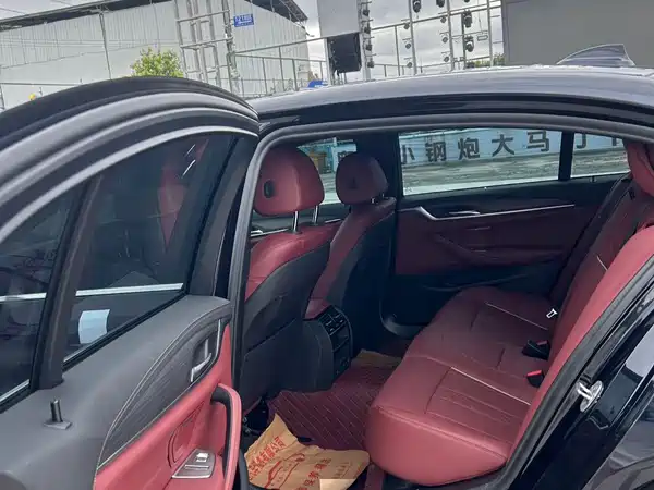 BMW 5 Series 2023