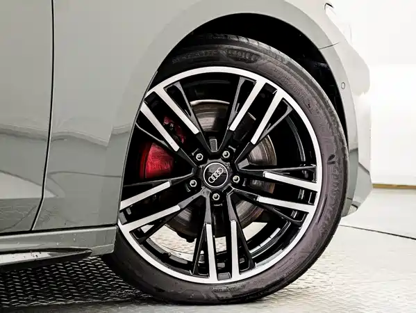 Audi A5L 2025