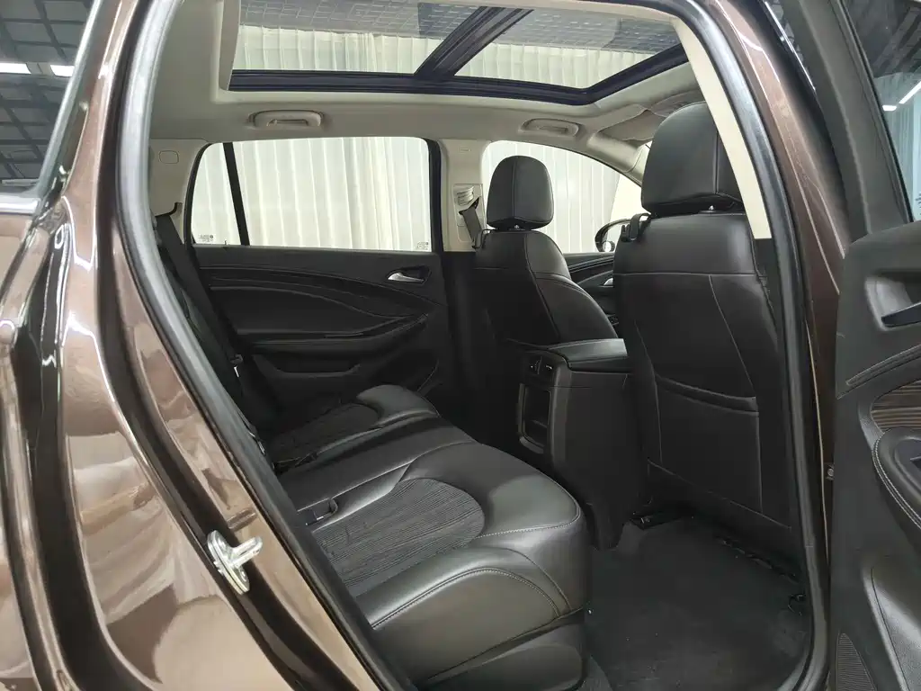 Buick Envision Plus 2021 — фото 11
