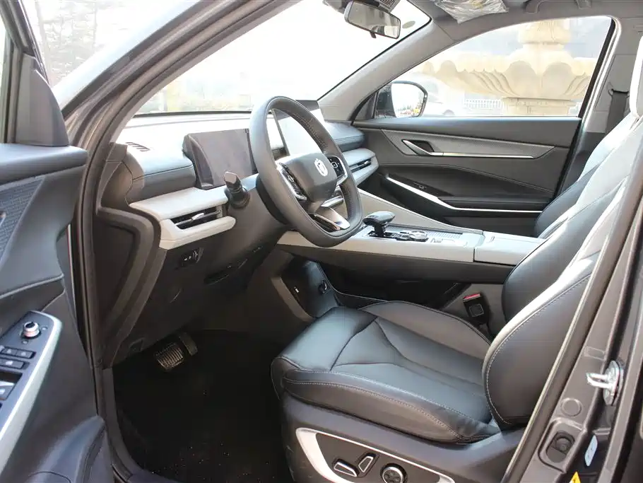 Changan CS75 PLUS 2025 — фото 15