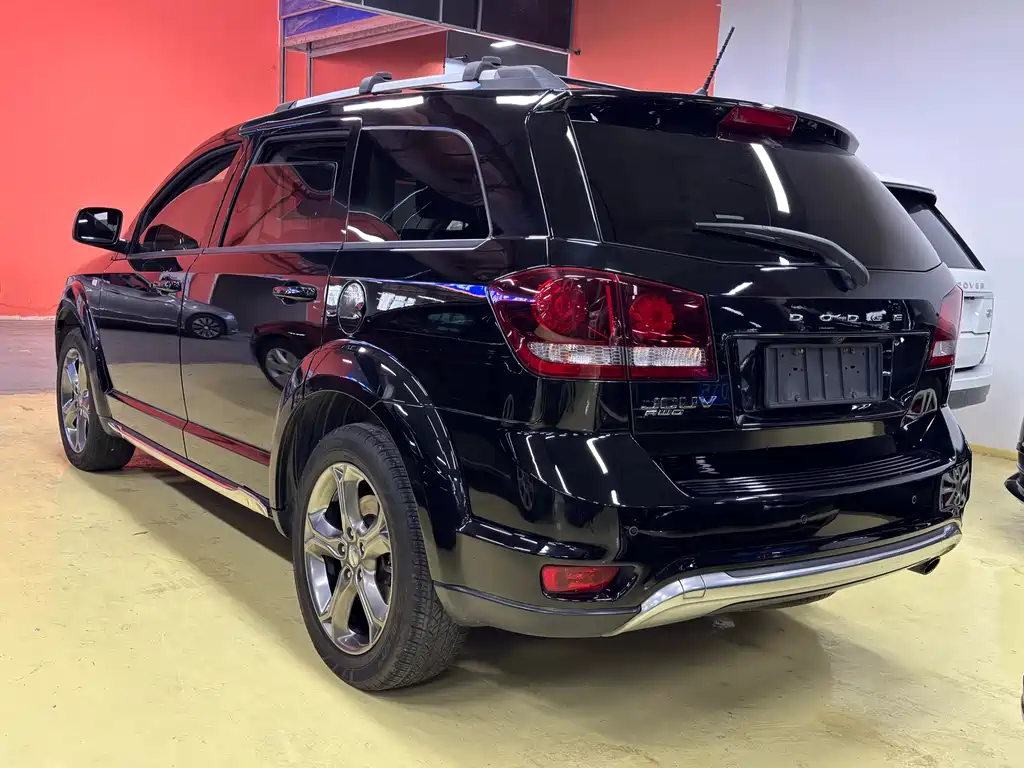 Dodge Journey 2017 — фото 5