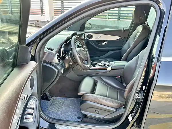Mercedes-Benz GLC 2016