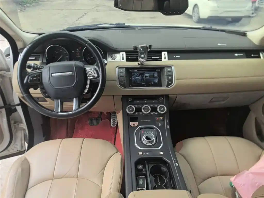 Land Rover Evoque 2016 — фото 10