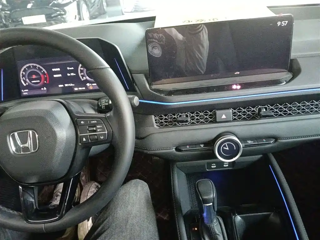 Honda Accord 2023 — фото 12