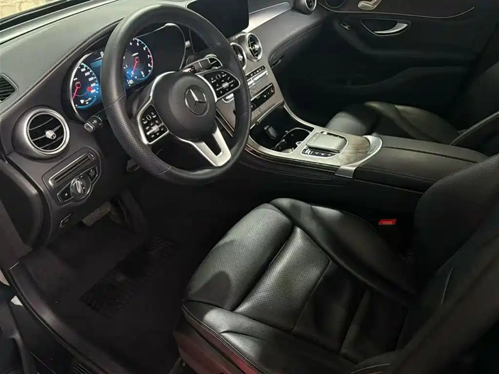 Mercedes-Benz GLC 2020 — фото 14