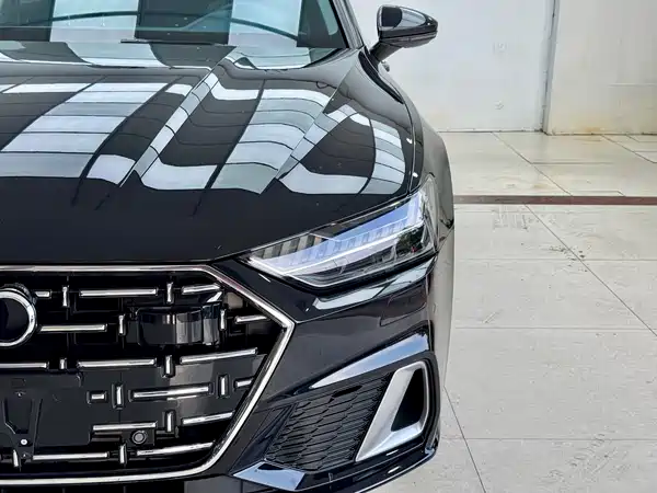 Audi A7L 2023