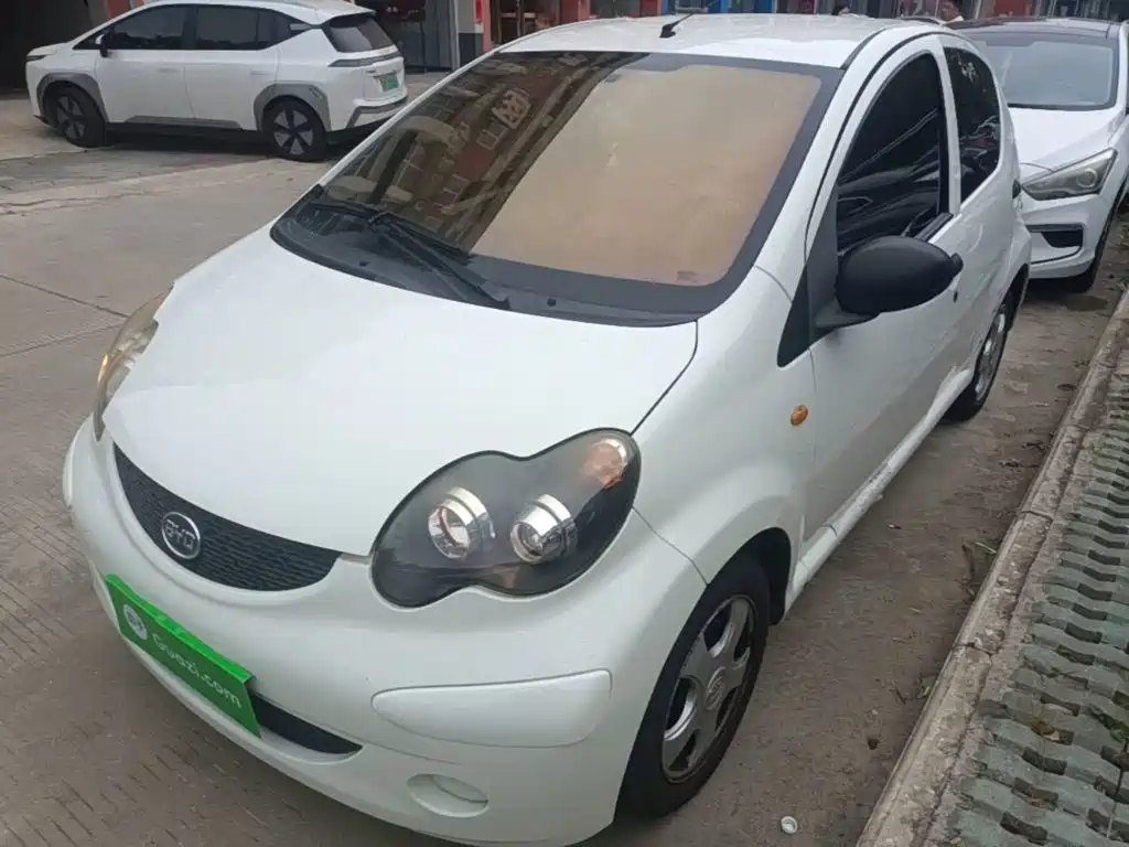 BYD F0 2015