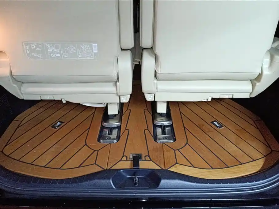 Toyota Alphard 2021