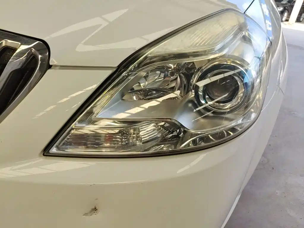 Buick Excelle 2015 — фото 24