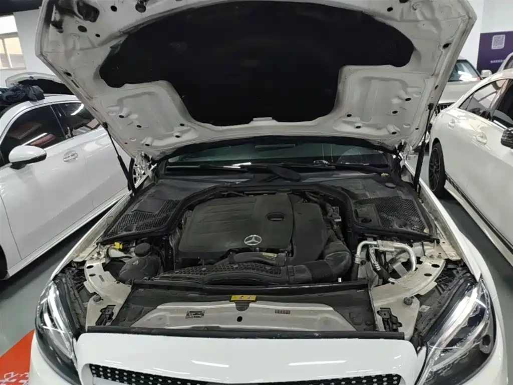 Mercedes-Benz C-Class 2020 — фото 20