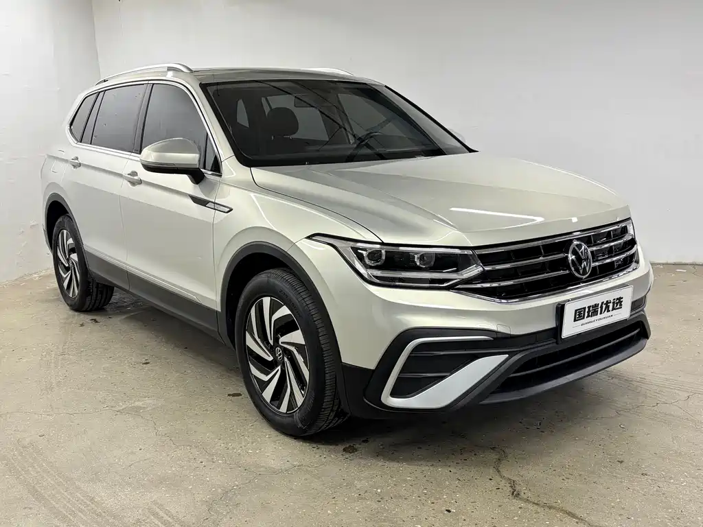 Volkswagen Tiguan L 2022