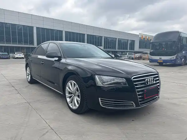 Audi A8 2013