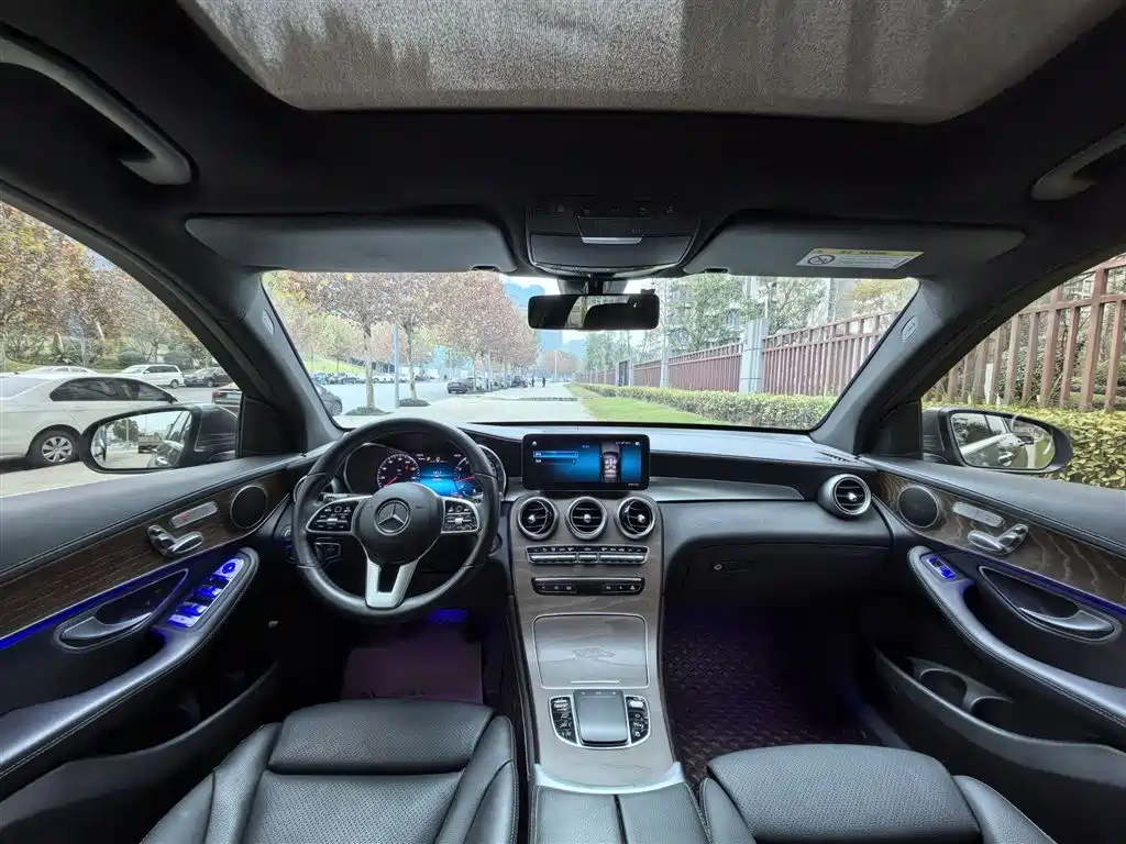 Mercedes-Benz GLC 2020 — фото 14