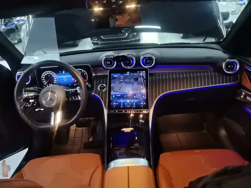 Mercedes-Benz GLC 2023