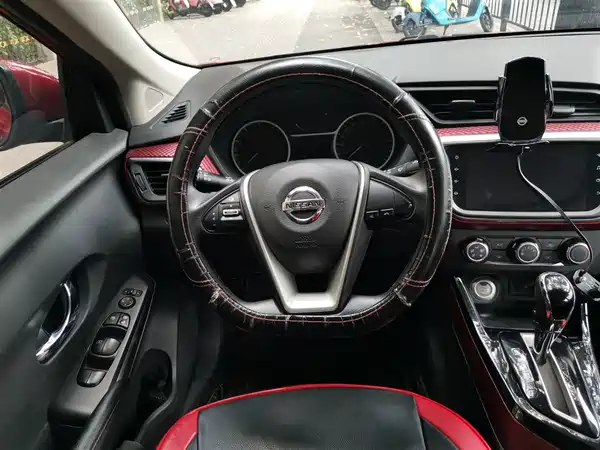 Nissan Bluebird 2019